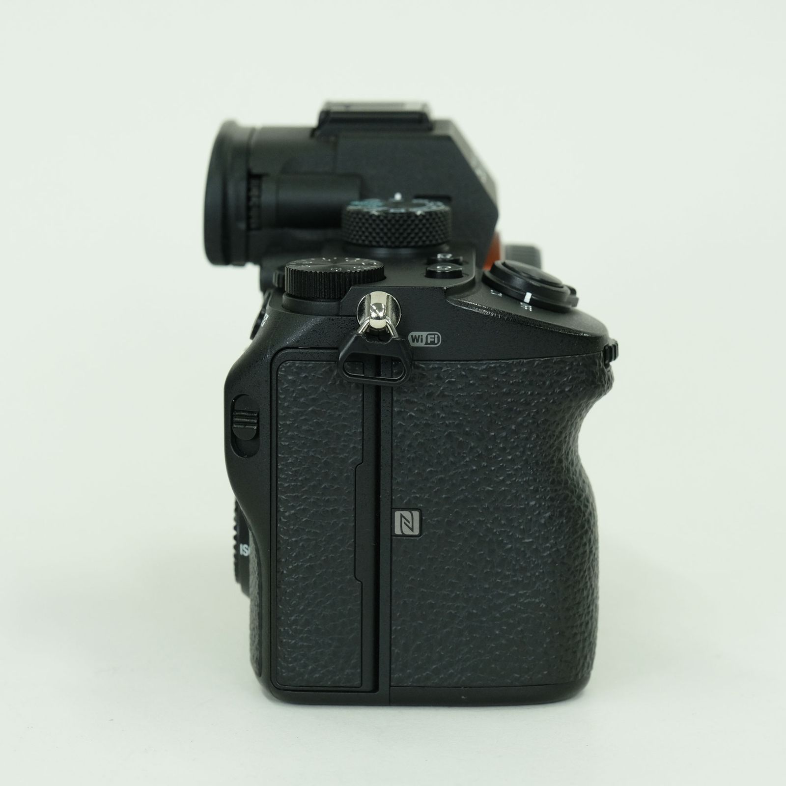 SONY α7 III SmallRig付きシャッター回数約2万回 良品 | シャッター数16,818回｜L型リグ付] SONY α7 III（ILCE-7M3