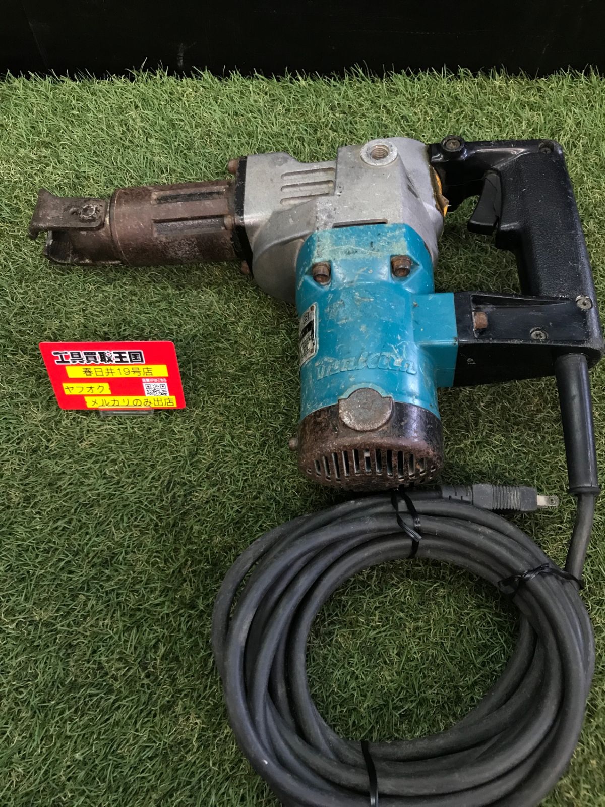 【中古品】【0906】★makita(マキタ) 35㎜ハンマードリル (六角シャンク) HR3520　IT8EYG0PGBHG