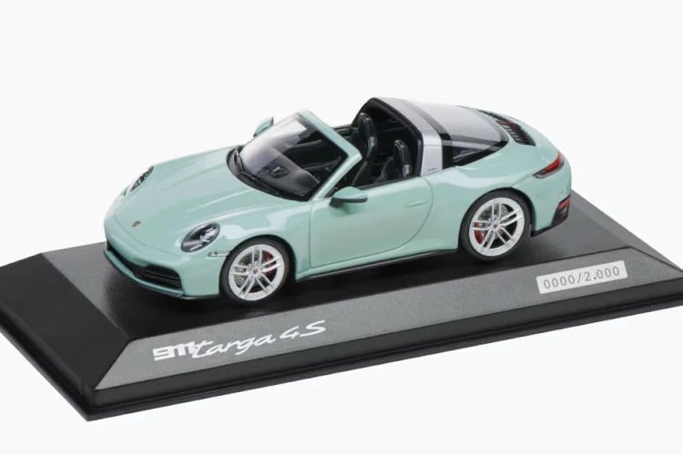 スパーク 1/43 ポルシェ 911 992.2 タルガ 4S 2024 シェードグリーンメタリック SPARK Porsche Targa Shade Green Metallic WAP0201700STRG