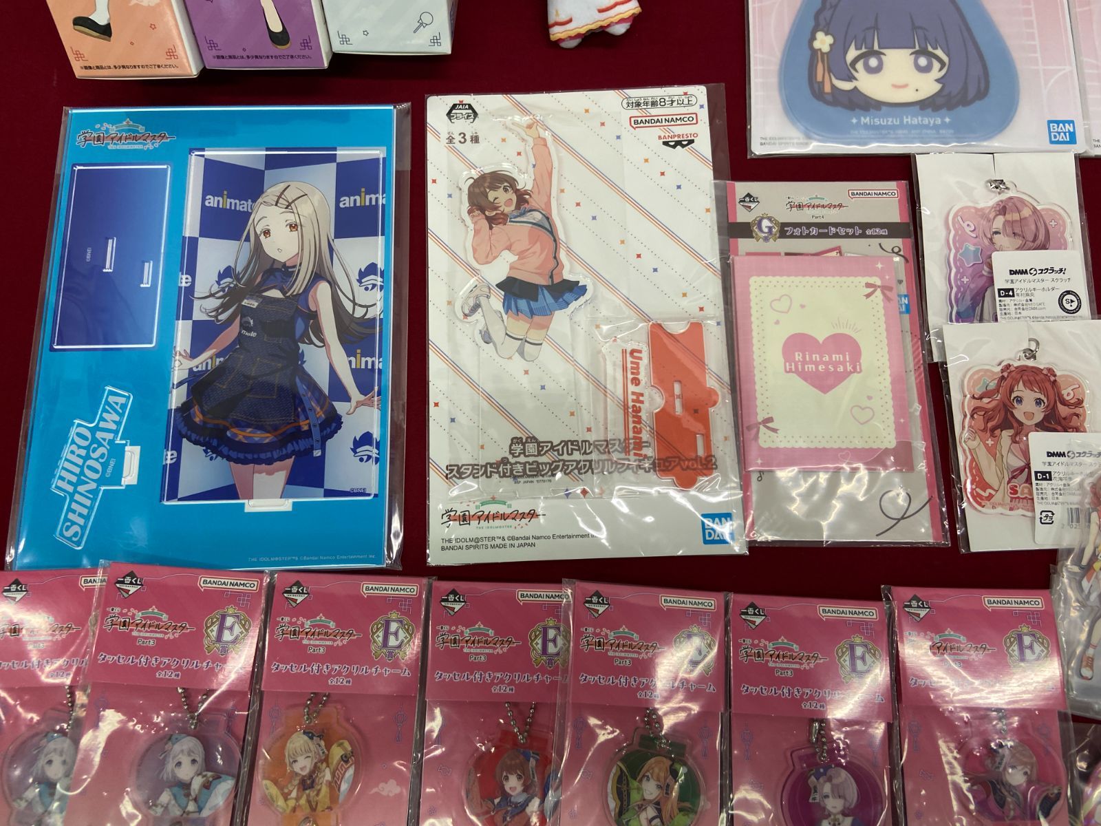 カメ】 学園アイドルマスター アクスタ バッジ ポスター ぬいぐるみ 他