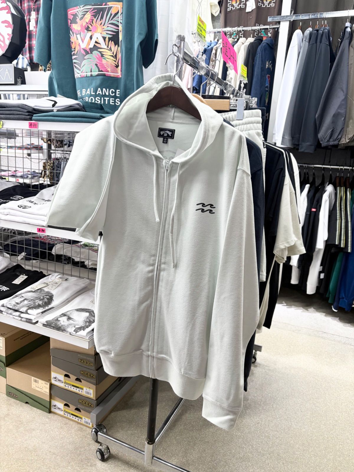人気，100%新品 セットアップ可能商品‼️XLあり‼️BILLABONG ビラボン 
