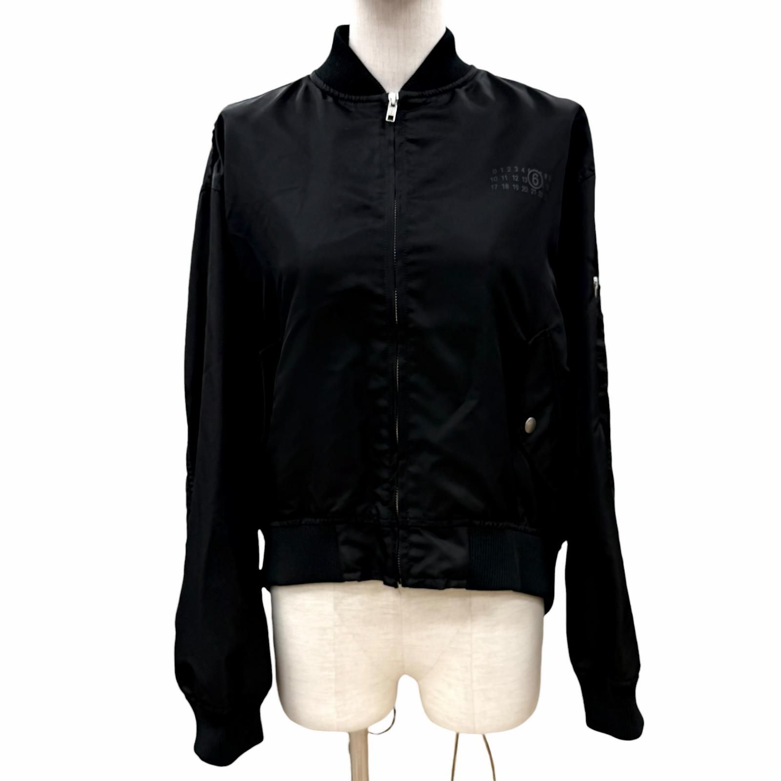 極美品◇MM6 Maison Margiela エムエムシックス メゾンマルジェラ 2025年製 S52AM0315 ロゴプリント ジャケット ブラック 38 イタリア製 正規品 レディース
