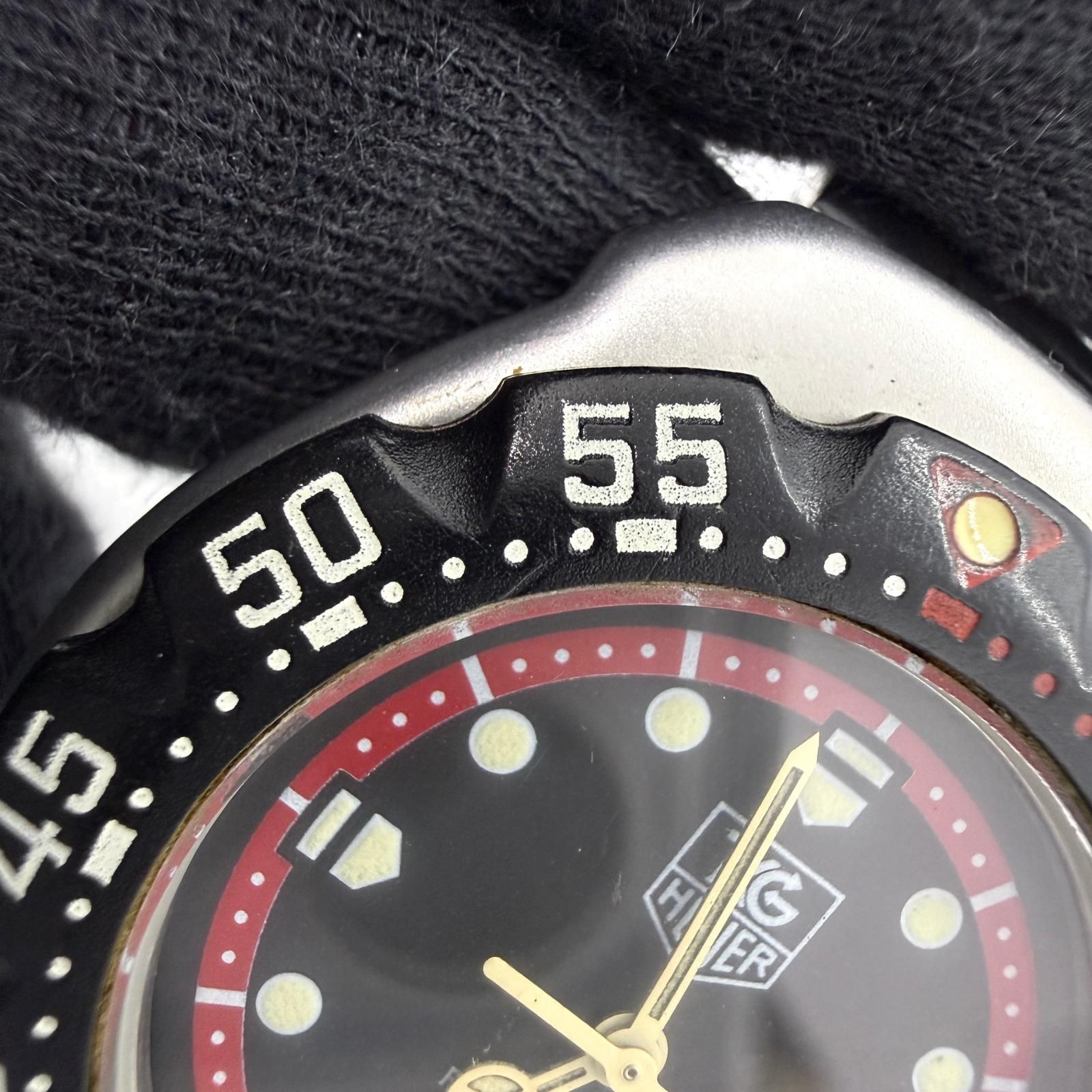 TAG HEUER タグホイヤー プロフェッショナル 200m ブラック QZ