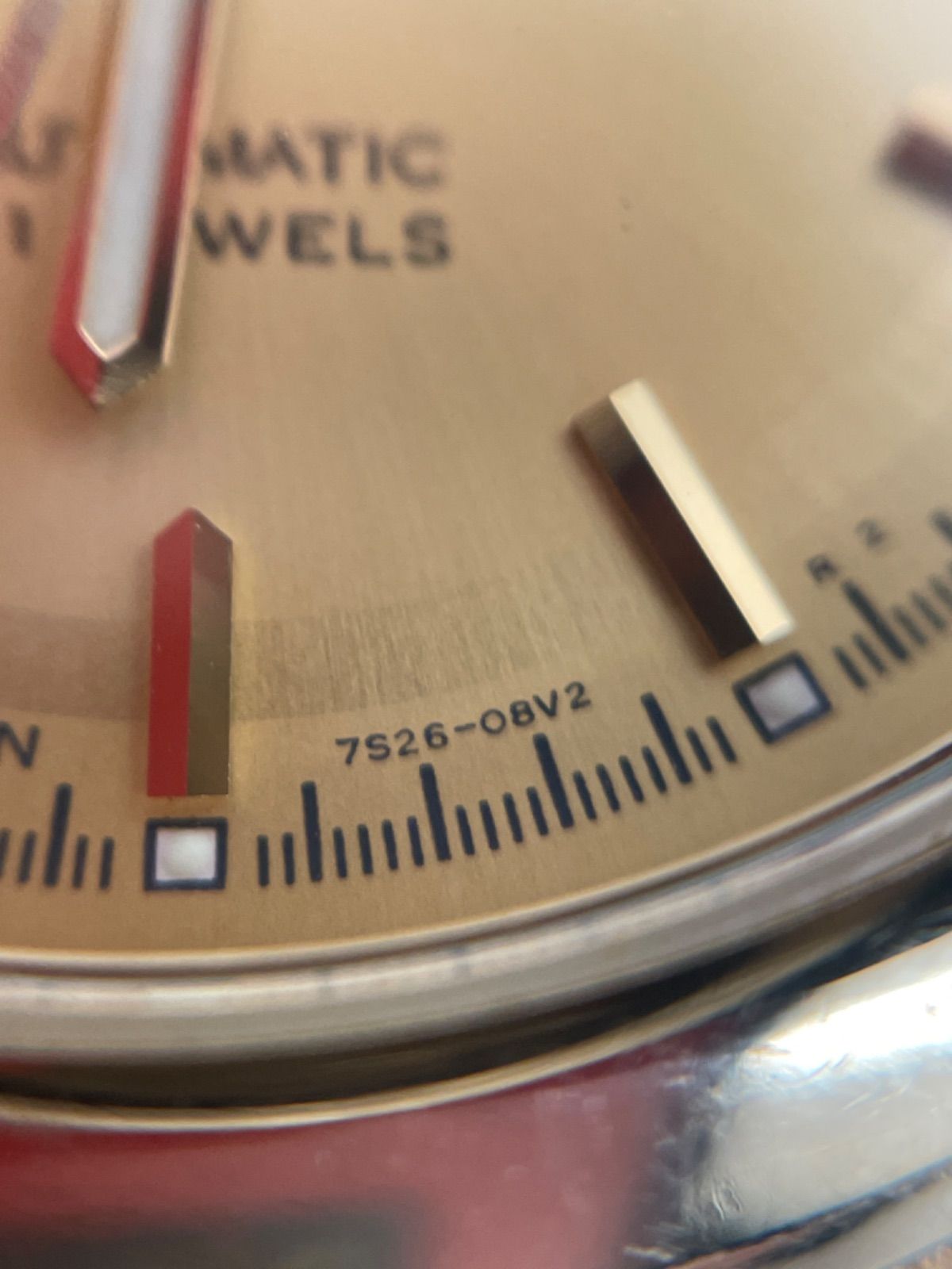 爆買い，新品 E【ヴィンテージ】SEIKO 5 自動巻き 腕時計 7S26-08V2