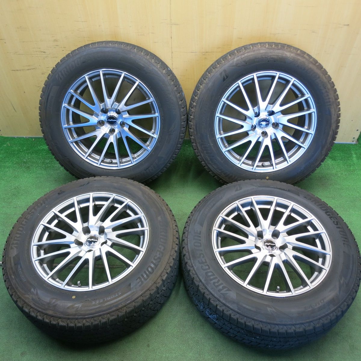 キレイ!24年★スタッドレス 235/65R18 ブリヂストン ブリザック DM-V3 Lefinada レフィナーダ 18インチ PCD114.3/5H★6053107HAス
