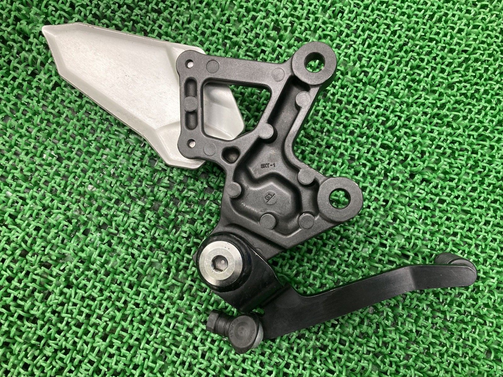 ZX-25R メーン足取りホルダー 左 SKT カワサキ 真っ チュウコ ZX250E