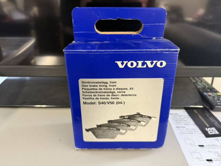 VOLVO フロント、リア　ブレーキパッドセット　31341330 31341329 31212184 819160 736537