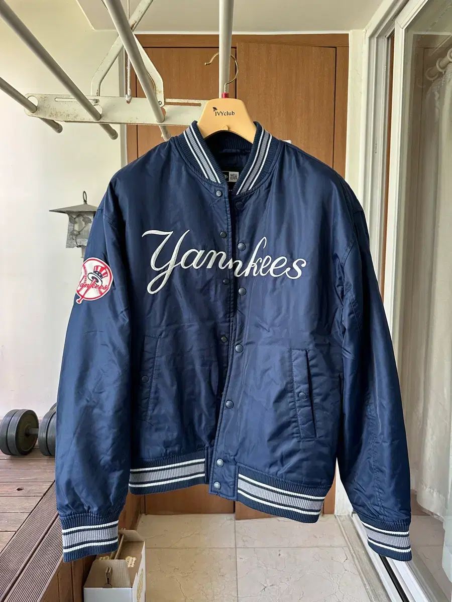 NEW ERA ニューエラ ニューヨーク・ヤンキース アウター