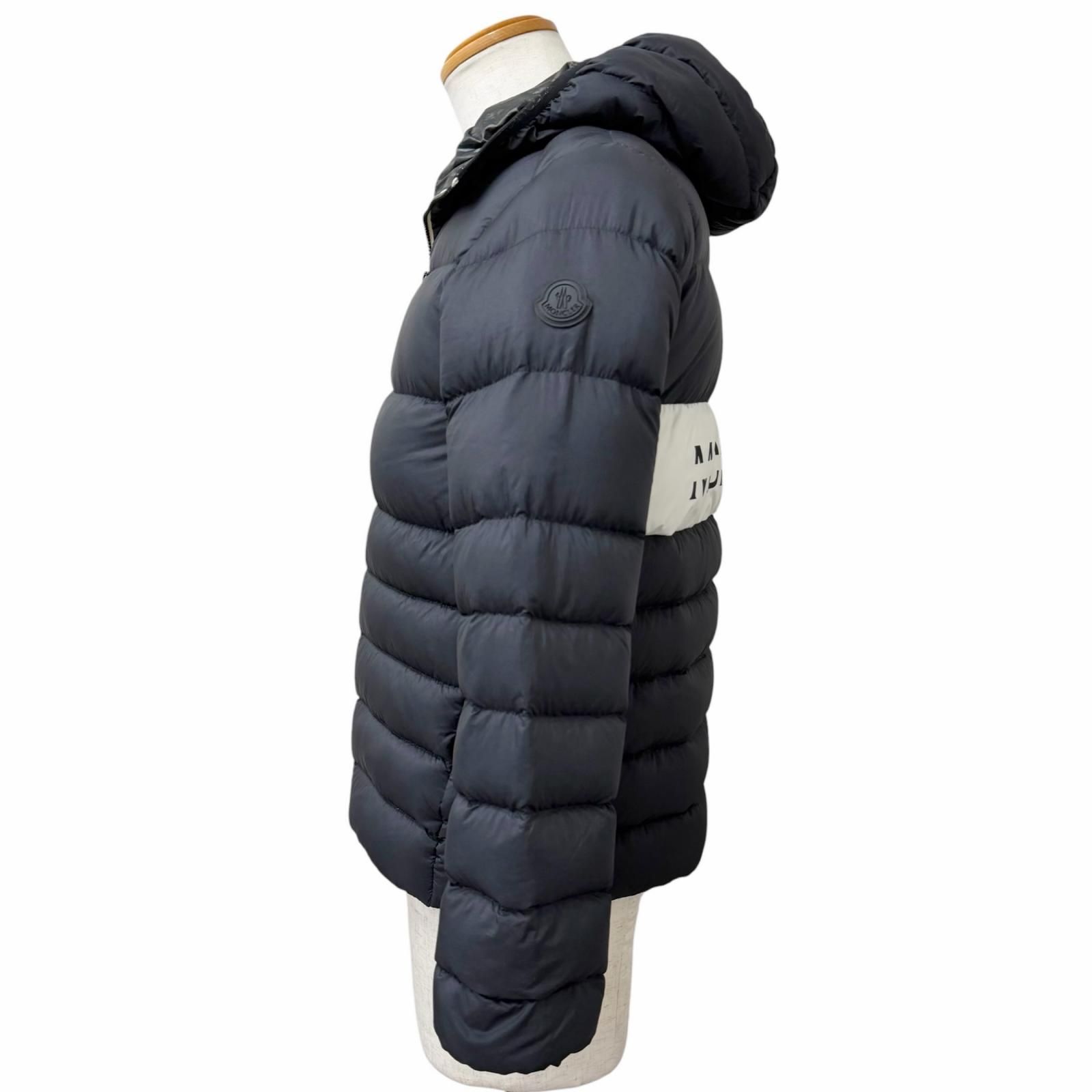 美品□MONCLER モンクレール 2022年製 PLUVIS GIUBBOTTO フーデッド 