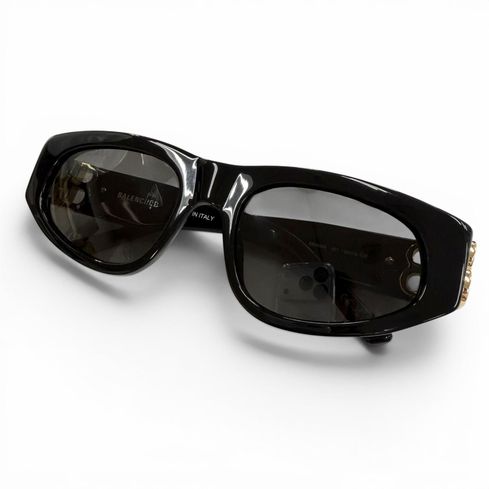 美品▼BALENCIAGA バレンシアガ BB0095S サイドロゴ アイウェア サングラス ブラック ゴールド レンズ：ブラック 53□19-135 デモレンズ イタリア製 メンズ