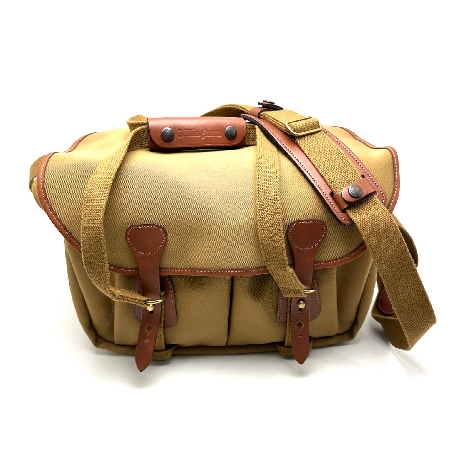 【楠本質店/元住吉】ビリンガム　Billingham　 335　カメラバッグ（カーキキャンバス / タンレザー）［型番: 503033-70］中核モデル（容量約10〜11L）