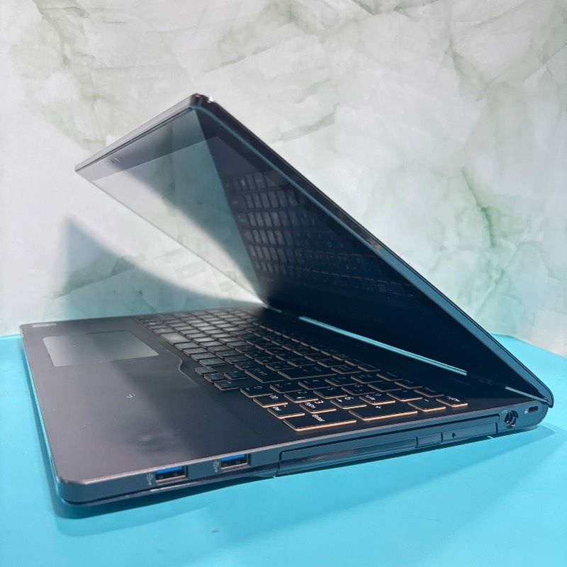 Win11】Corei7 SSD240GB LIFEBOOK 富士通 - メルカリ