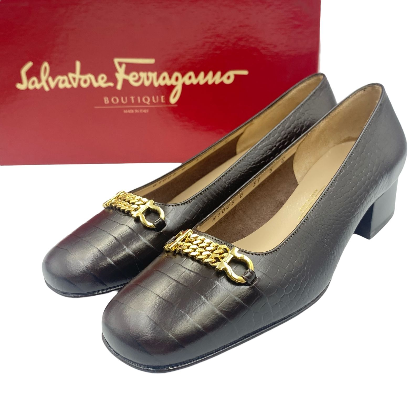 未使用品 Salvatore Ferragamo フェラガモ パンプス レザー 金具ロゴ付き ヒール ブラウン 箱付き