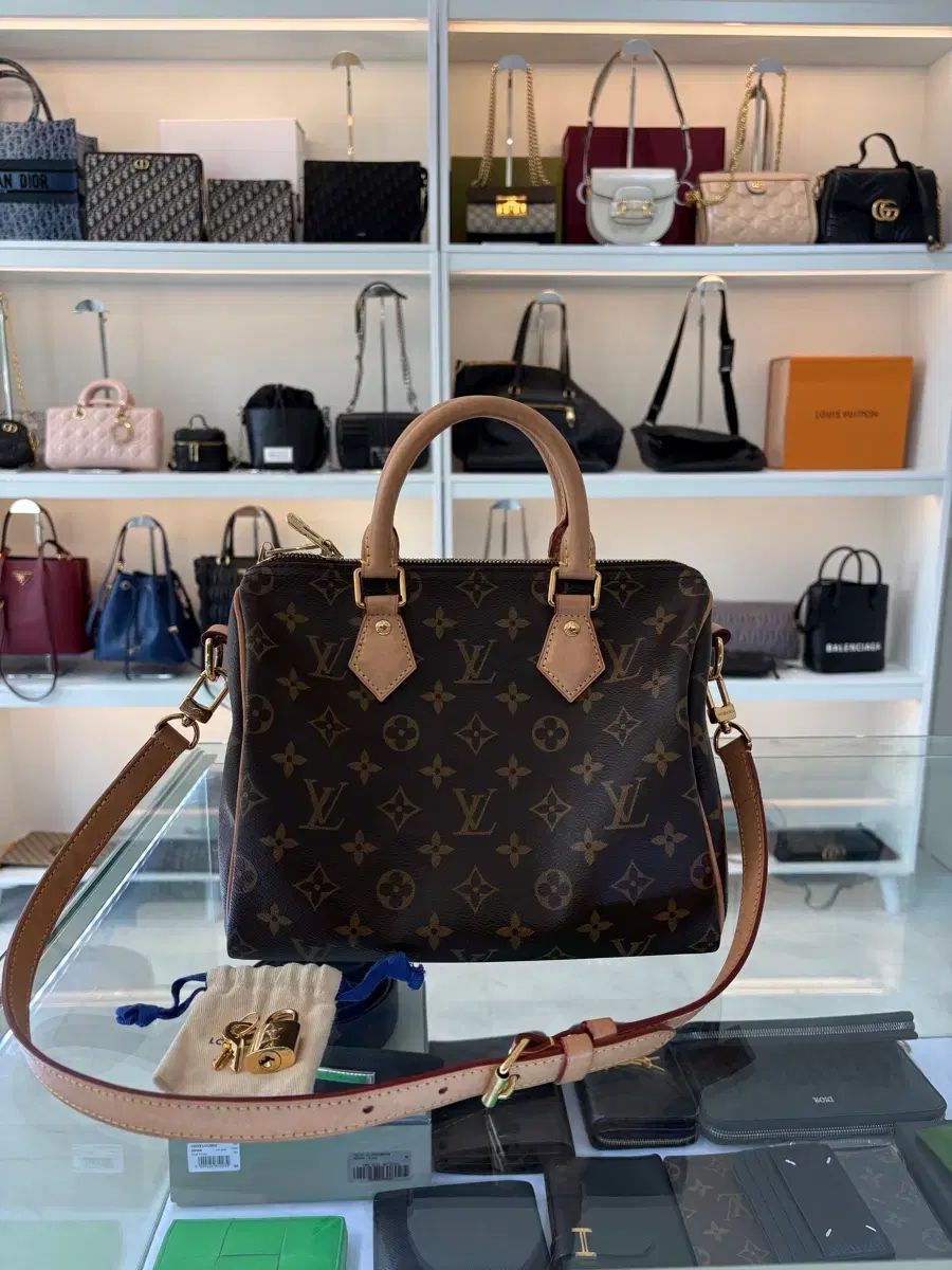 正規品 Louis Vuitton ルイヴィトン スピーディ 25