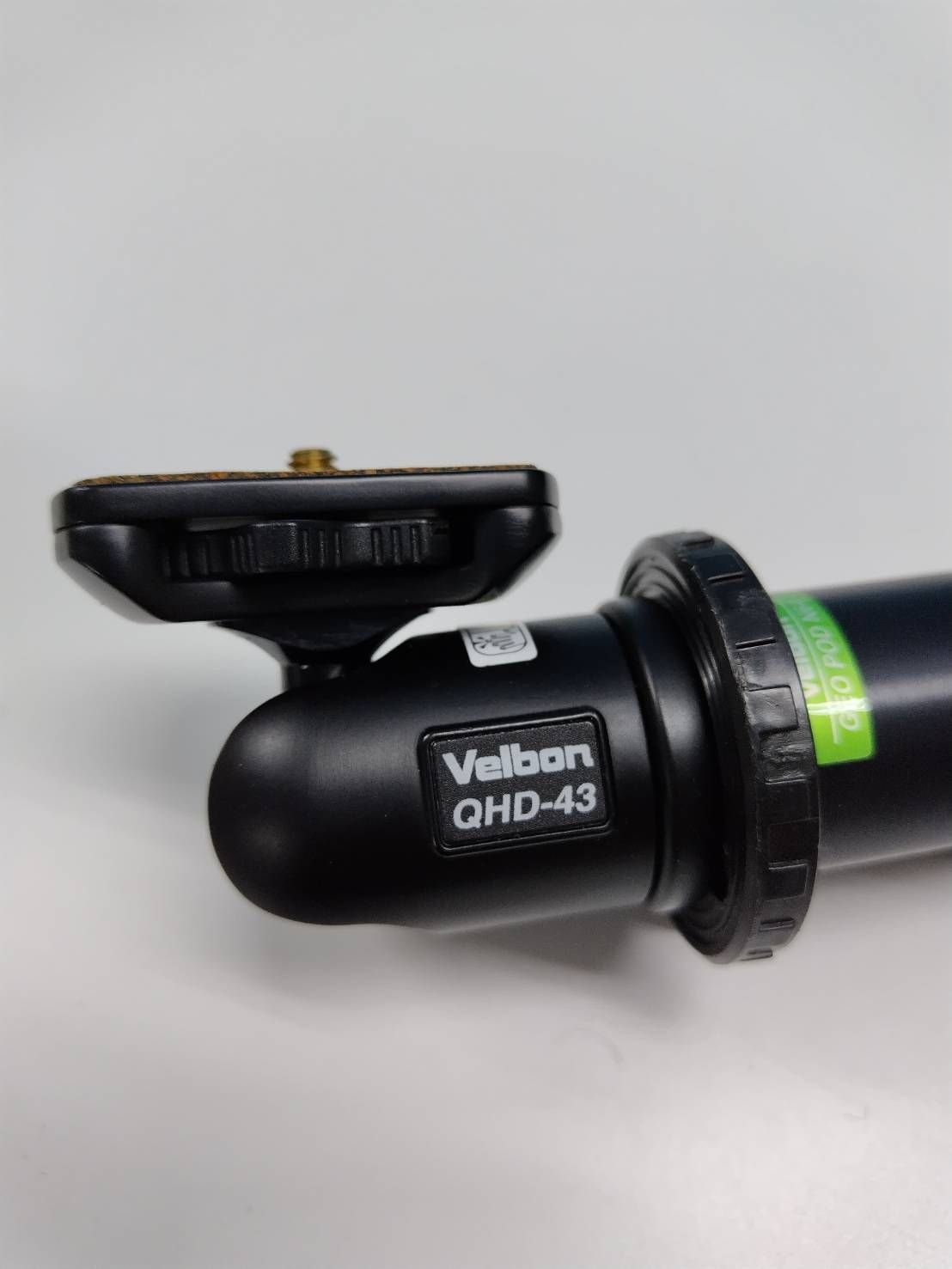 Velbon GEO POD N64 カーボン一脚/雲台(QHD-43) セット！ - メルカリ