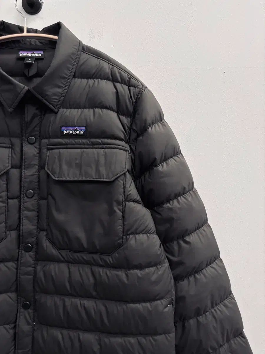 patagonia パタゴニア サイレント シャツ ダウンジャケット