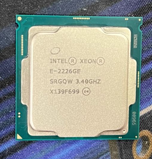 Intel Xeon E-2226GE SRGQW 6C 3.4GHz to 4.6GHz Socket 1151 Coffee Lake-S WS 14NM 12MB 80W Jun