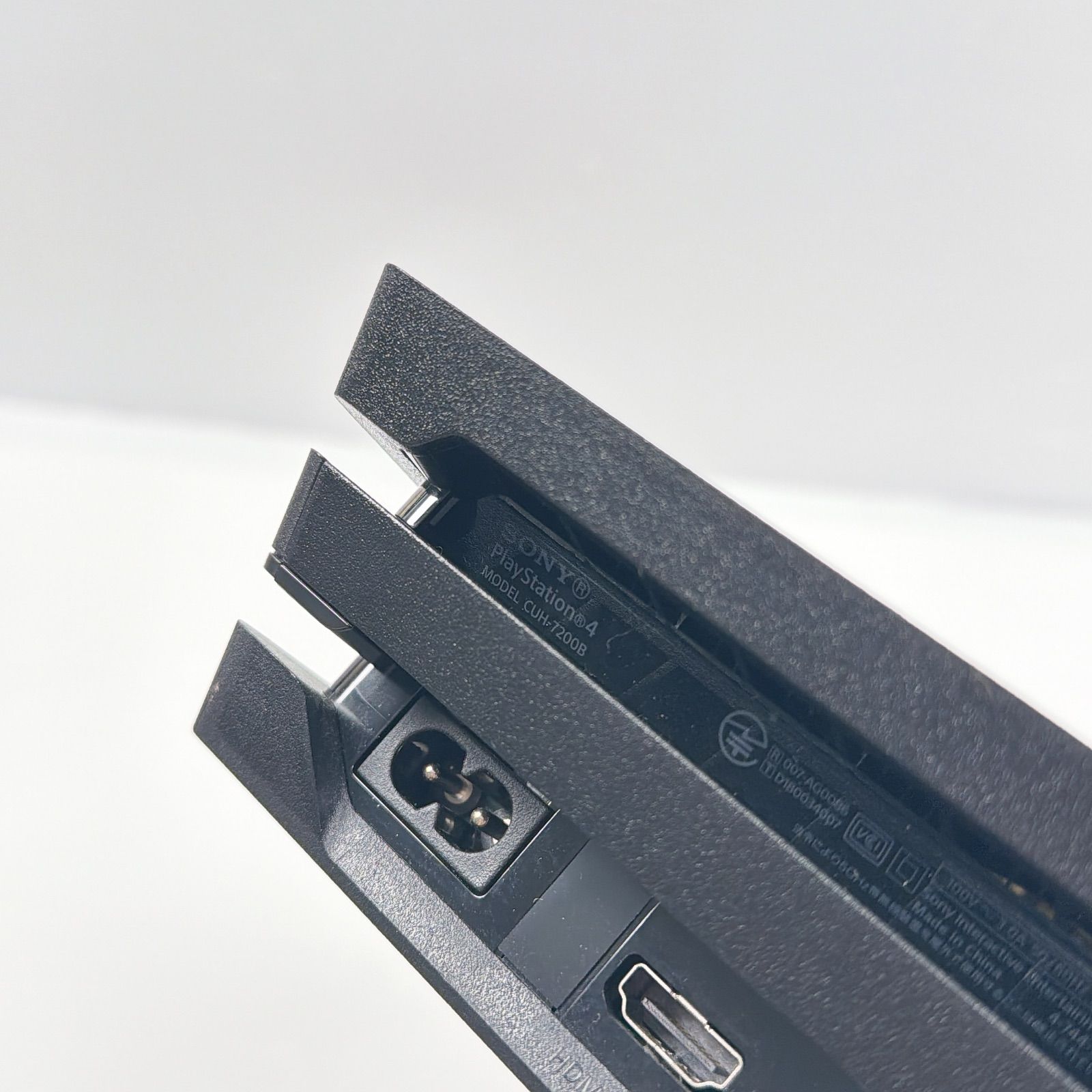 美品 プレステ4 本体 PS4 ファイナルファンタジー7 リメイクパック