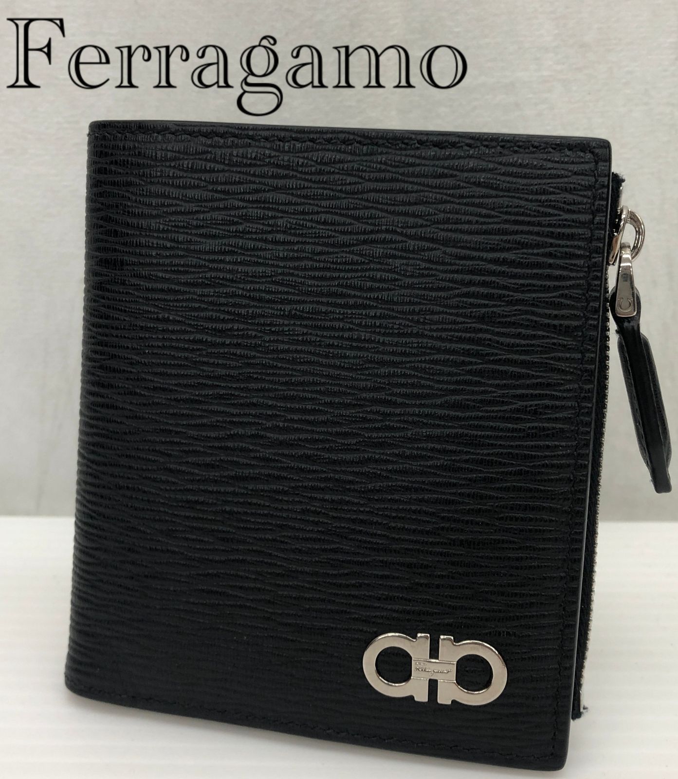 Salvatore Ferragamo サルバトーレ フェラガモ 二つ折り財布 レザー ブラック ブラック メンズ _255067