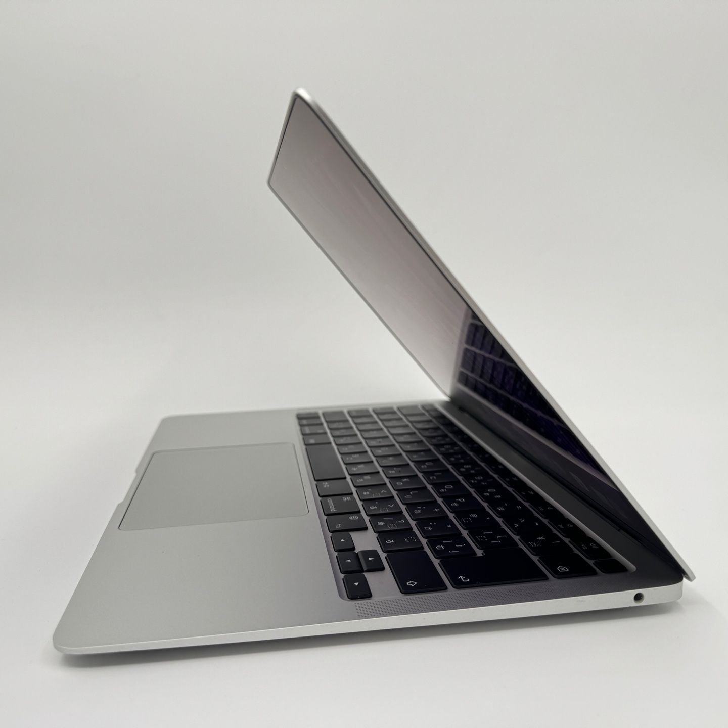 MacBook Air M1 16GB/256GB シルバー 中古 - メルカリ