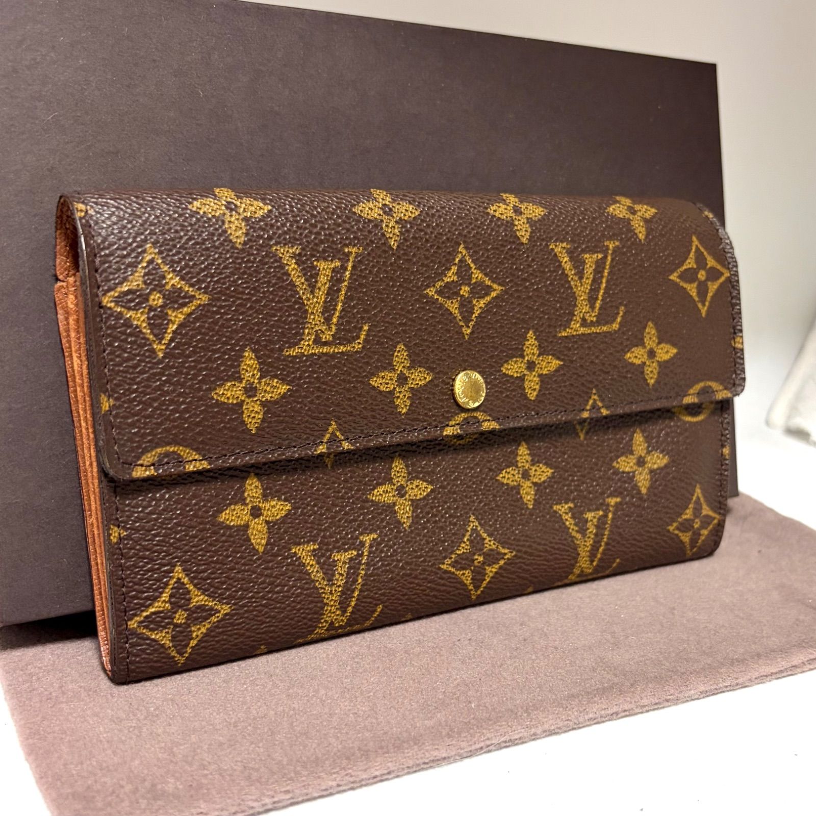 e11 ポルトモネ クレディ　ポルトフォイユ サラ　旧型　Louis Vuitton ルイ ヴィトン 　2つ 折り　二つ折り　フラップ ボタン 式　長 財布　ウォレット　モノグラム