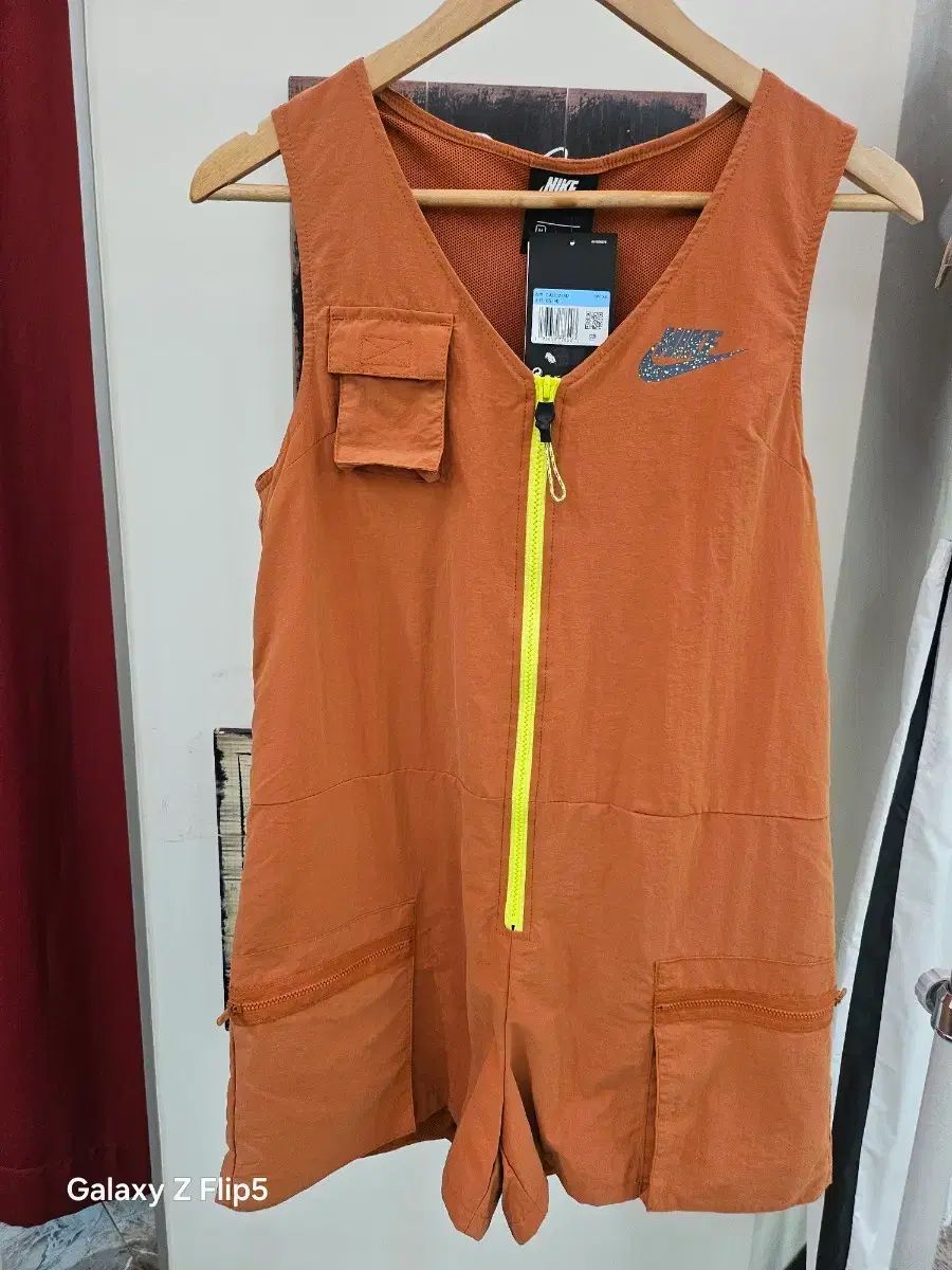 ナイキ ユーティリティ オールインワン ハーフパンツ M 新品