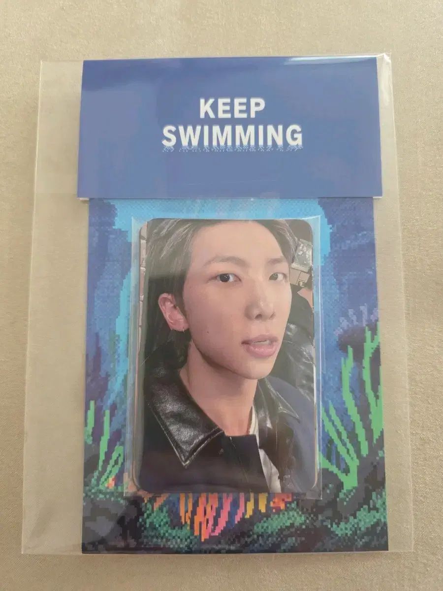 在庫処分)bts 킵스위밍 keep swimming イベント トレカ 未開封