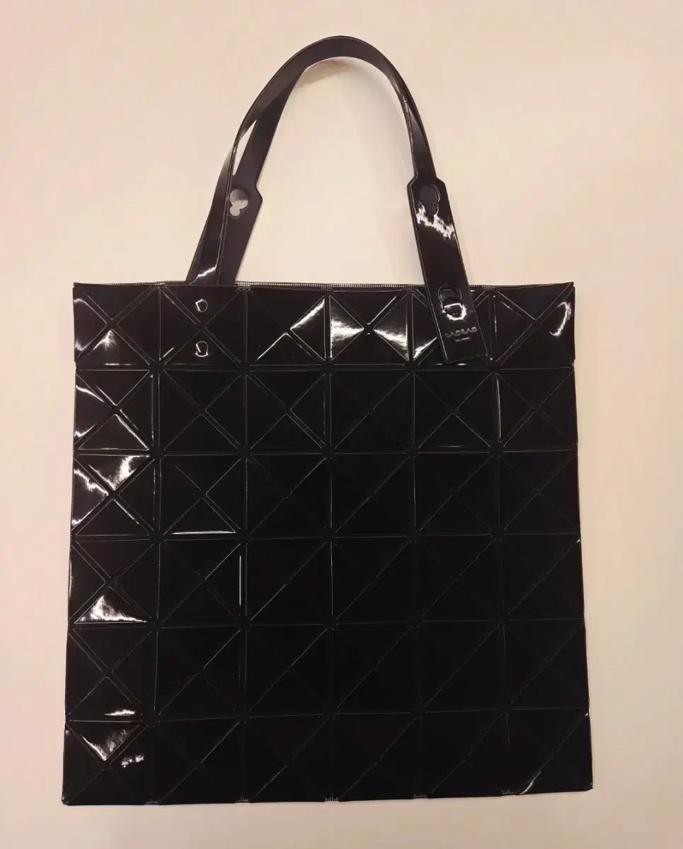 BAO BAO ISSEY MIYAKE バオバオイッセイミヤケ バッグ トートバッグ ブラック