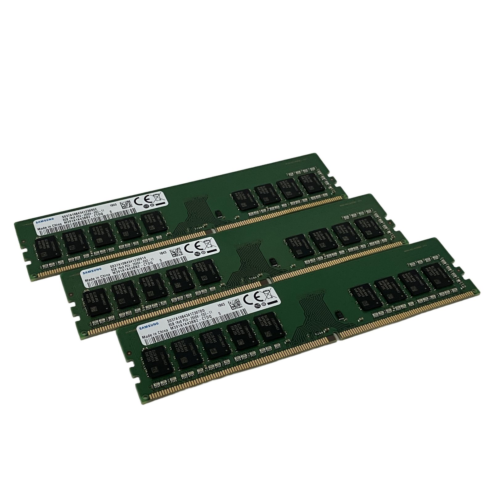 SAMSUNG メモリ8GBx3 DDR4 2666V 1Rx8 中古 B11341397