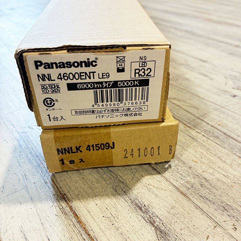 パナソニックNEL4600HNLE9+NNLK41509Jx5台 未使用】 パナソニック(Panasonic) システム天井用照明器具 ライン