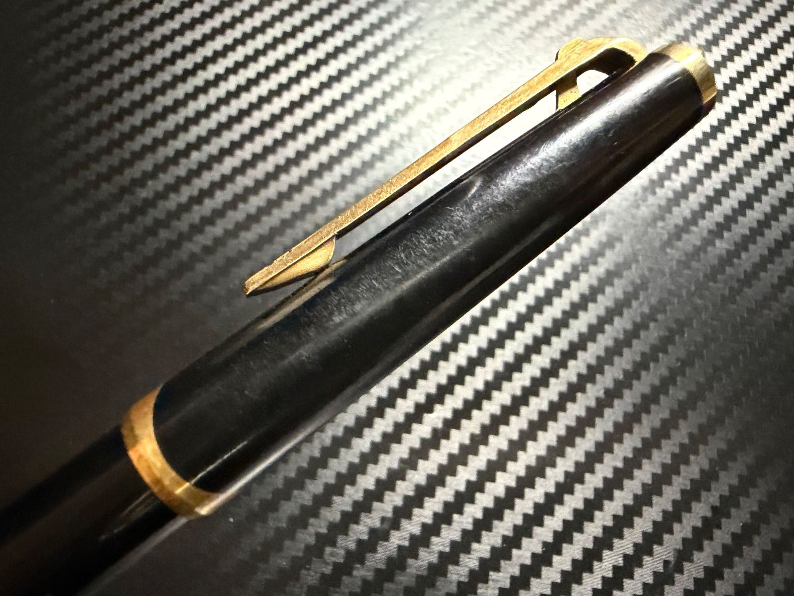 美品 モンブラン ハンマートリガー No.181 ブラック ボールペン 美品 モンブラン No.181 ボールペン ブラック ハンマートリガー - メルカリ
