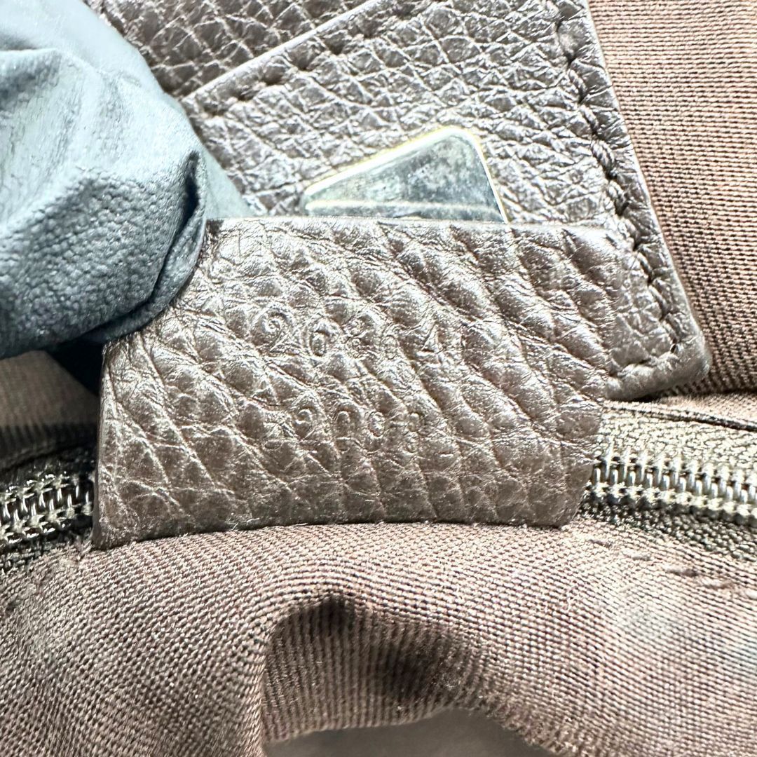 美品】Gucci アビー GGキャンバス 2WAY ショルダーバッグ - メルカリ