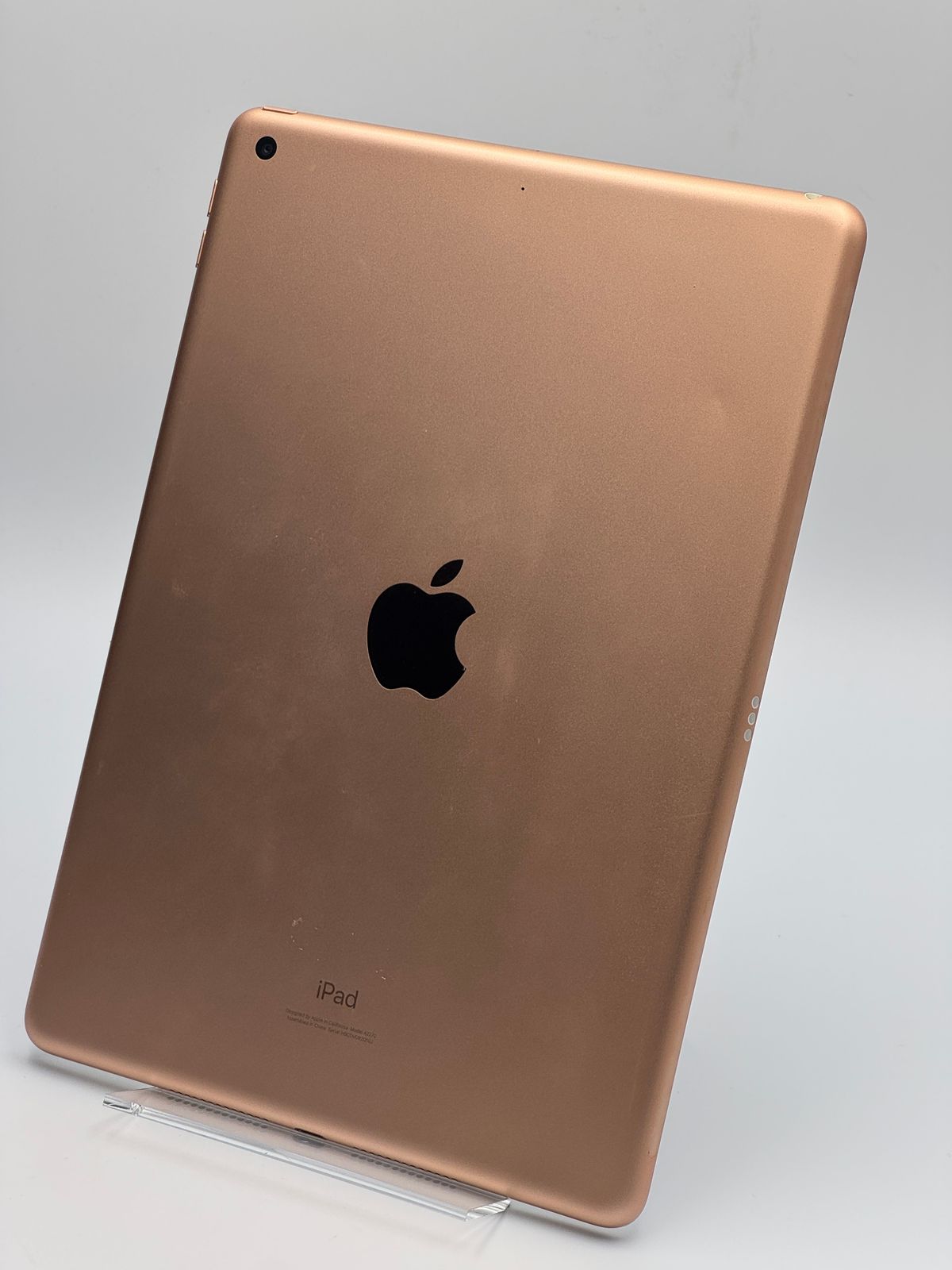 iPad 第8世代 128GB ゴールド 液晶割れ中古D - メルカリ
