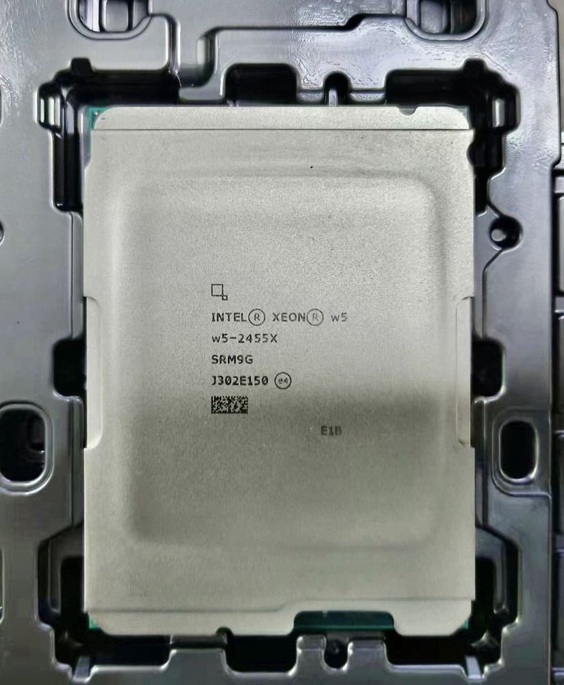 Intel Xeon W5-2455X 12C 3.2GHz to 4.6GHz LGA4677 30MB 200W DDR5-4800