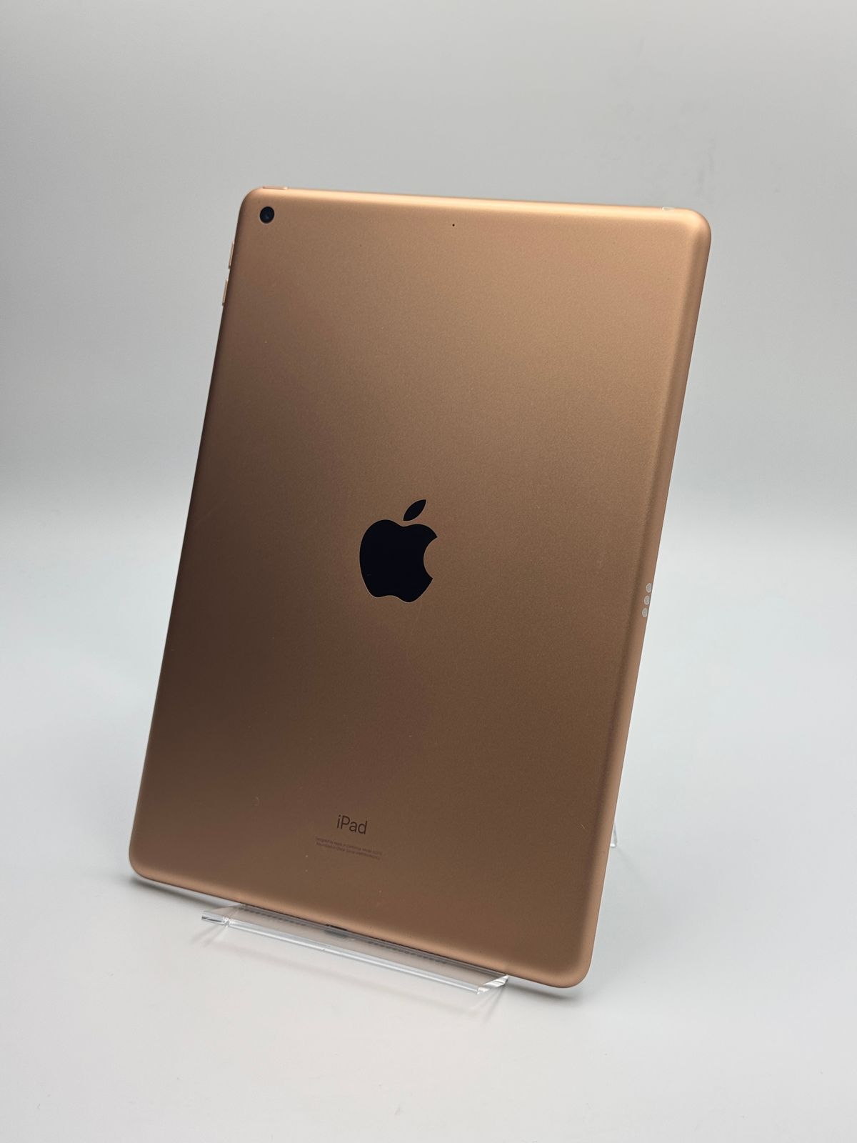 iPad 第8世代 128GB ゴールド 中古B - メルカリ