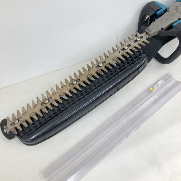 マキタ Makita 充電式ヘッジトリマ MUH500DZ 18V 500mm 生垣バリカン 両刃式 偏角拝み3面研磨刃★DT740 マキタ Makita 充電式ヘッジトリマ MUH500DZ 18V 500mm 生垣バリカン 両刃式 偏角拝み3面研磨刃★DT740