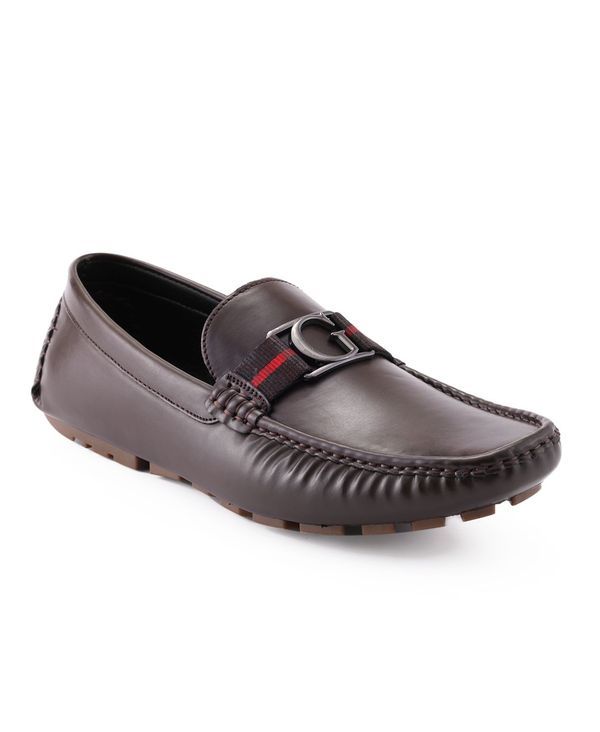 ゲス メンズ シューズ サンダル GUESS Mens Askers Pod Driver with G Ornament Slip On Slippers Dark Brown ブラウン