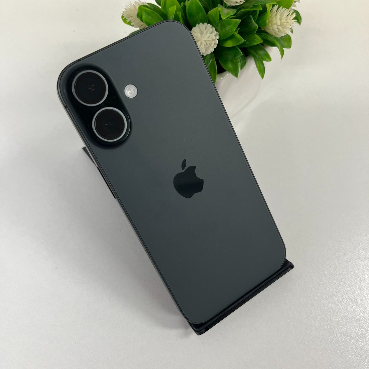 バッテリー 100% iPhone 17 256GB ブラック 国内版 SIMフリー 送料無料