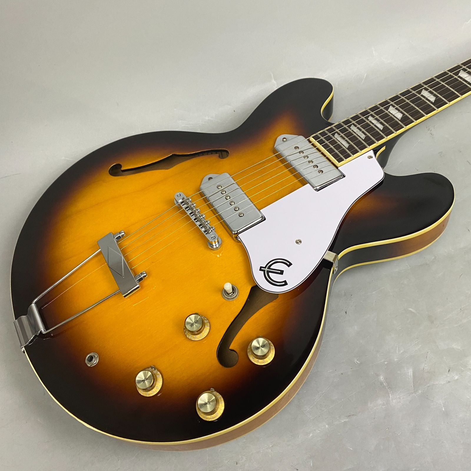 【美品】Epiphone Casino CH 中国製 2006年 Epiphone Casino VS 2006年製 A9CSG381800 f145 - メルカリ