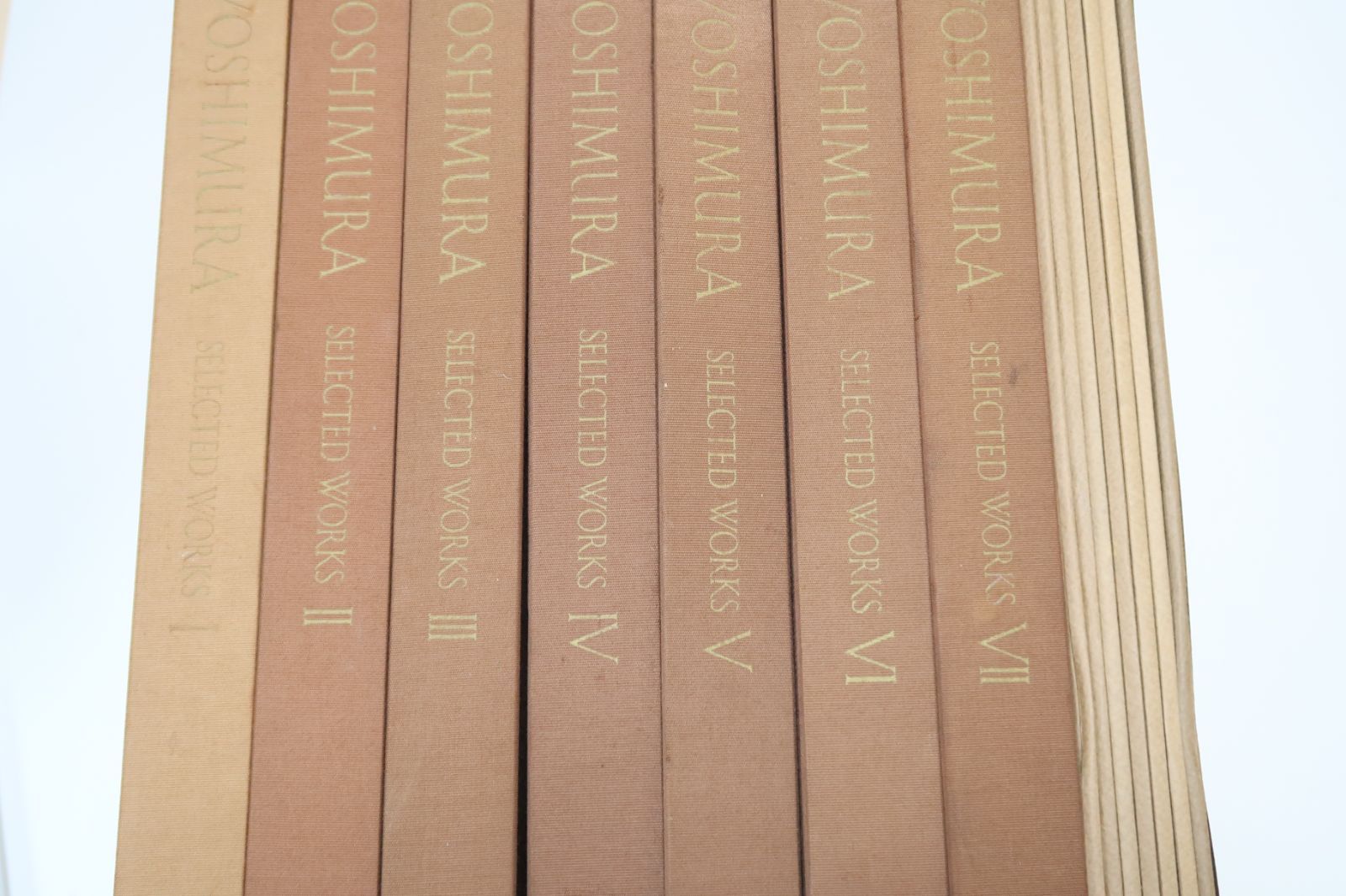 吉村順三建築図集・Yoshimura Selected Works・8冊/意匠図面を中心に全体計画から現寸図まで収録・鉛筆書きの施工用原図を製版原稿とした
