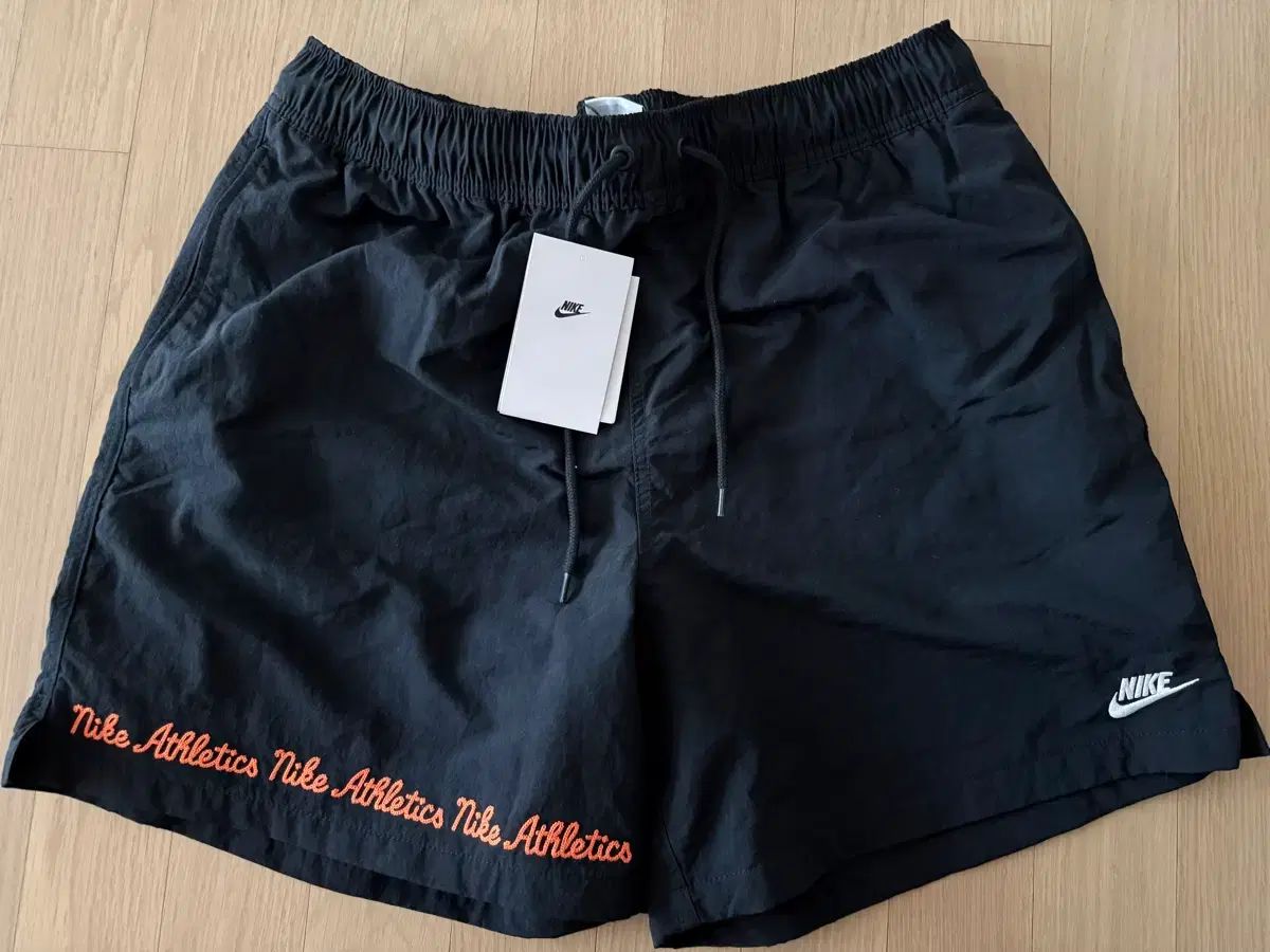 ナイキ ウーブン ハーフパンツ 新品 Lサイズ