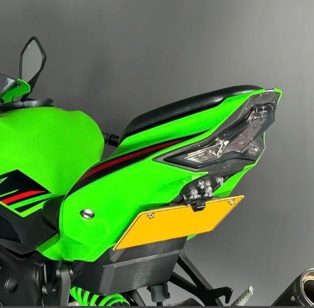 ZX-25R ZX-4R 折りたたみ式 フェンダーレスキット 裏ペタ クローズド