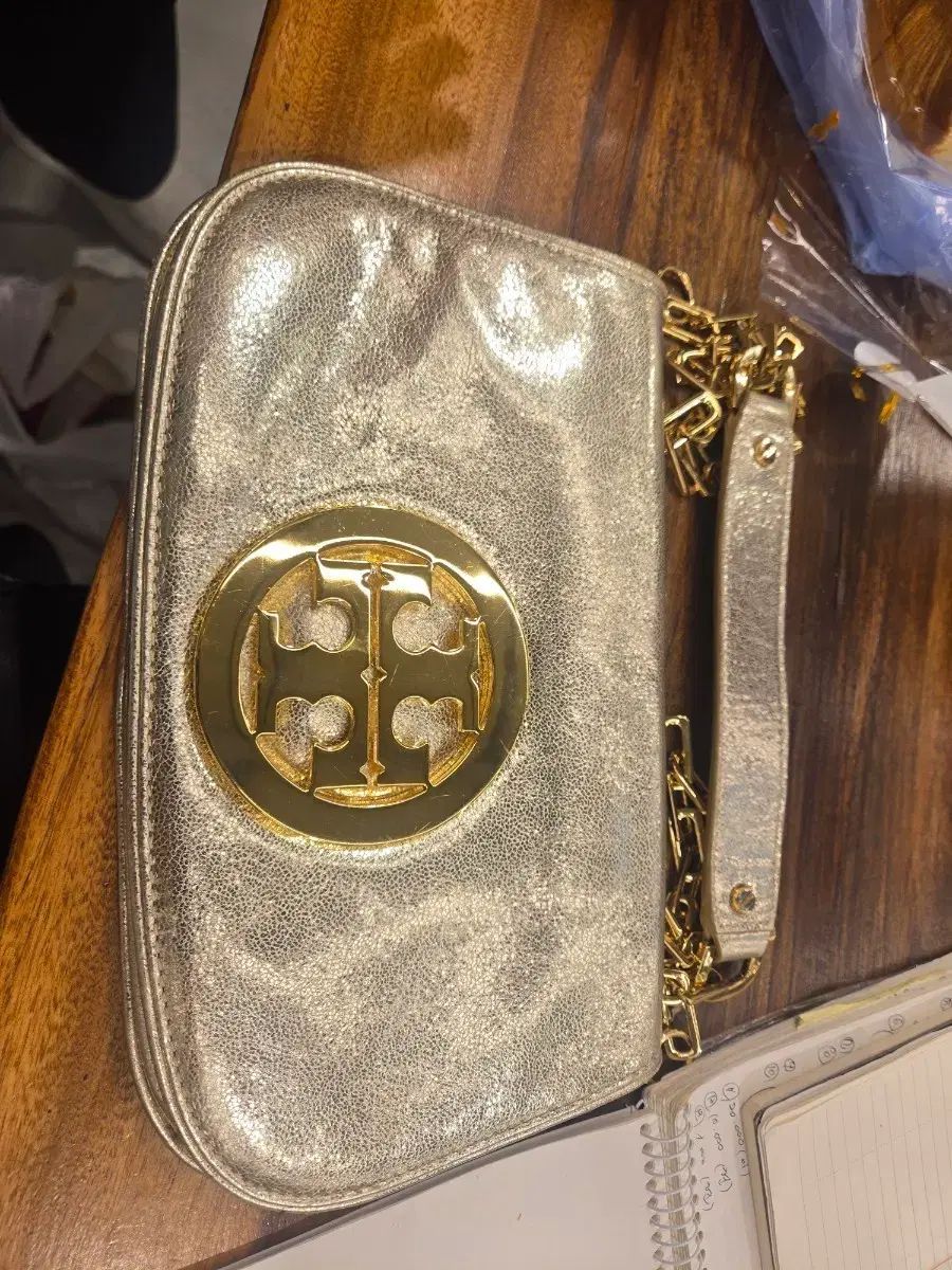 トリーバーチ 金色 チェーン ショルダーバッグ