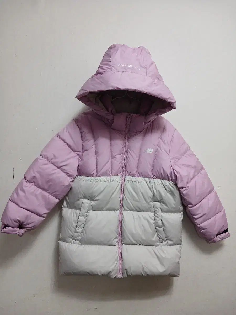 (人気) New Balance キッズ 子供 ダウン アウター サイズ 120