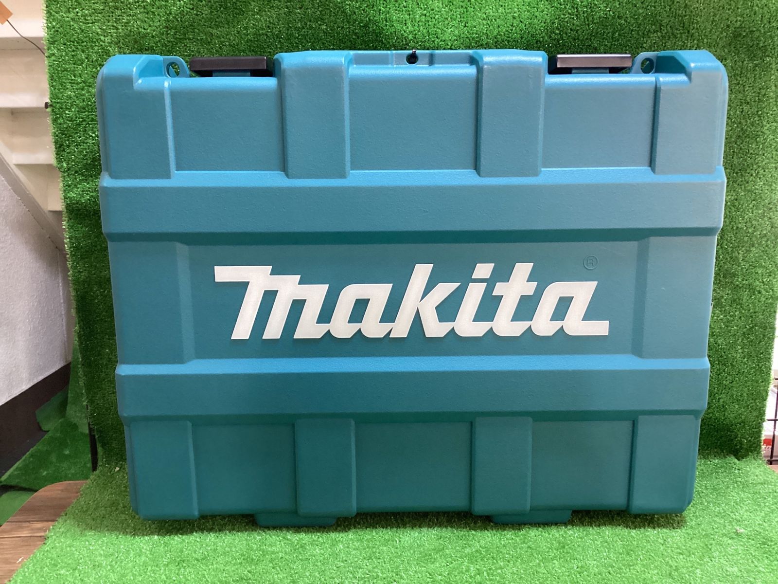【未使用】マキタ TC300DRG 18V充電式圧着機 バッテリ 1個・充電器※現状品 箱に小傷あり⑤(テ-143)