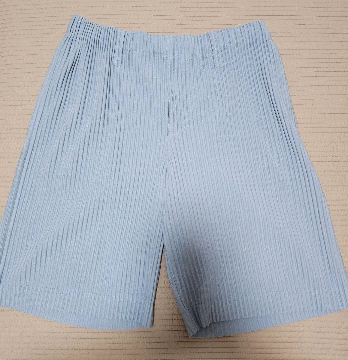 オムプリッセ ハーフパンツ