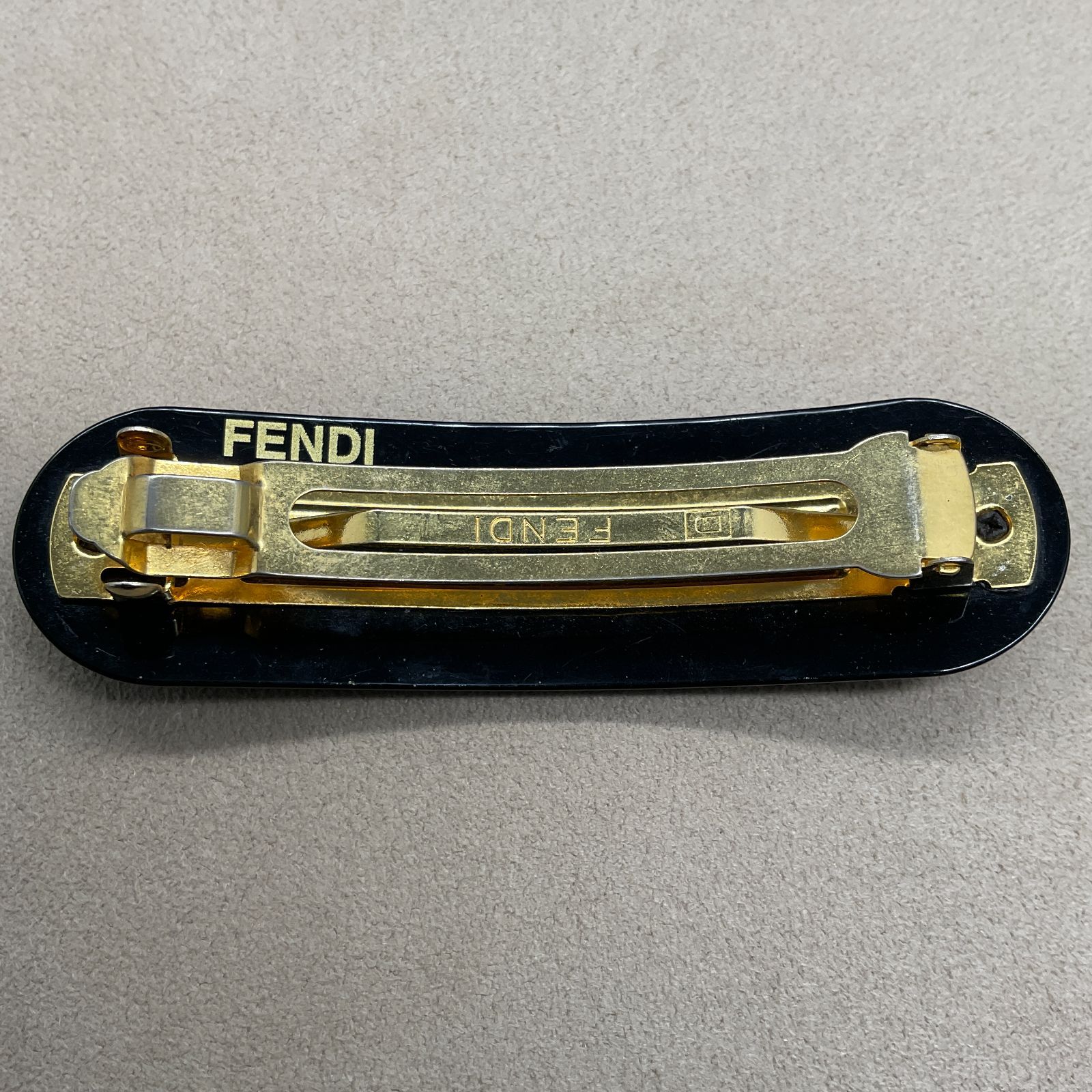 フェンディ バレッタ クリップ1点 B26052893