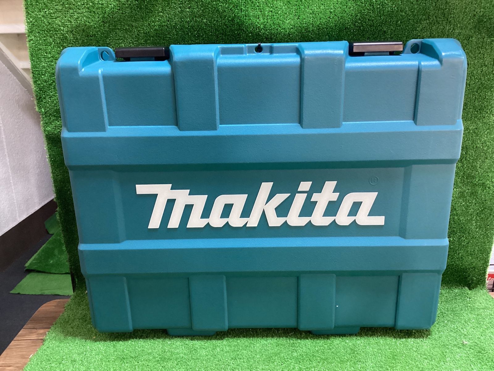 【未使用】マキタ TC300DRG 18V充電式圧着機 バッテリ 1個・充電器※現状品 箱に小傷あり⑥(テ-144)