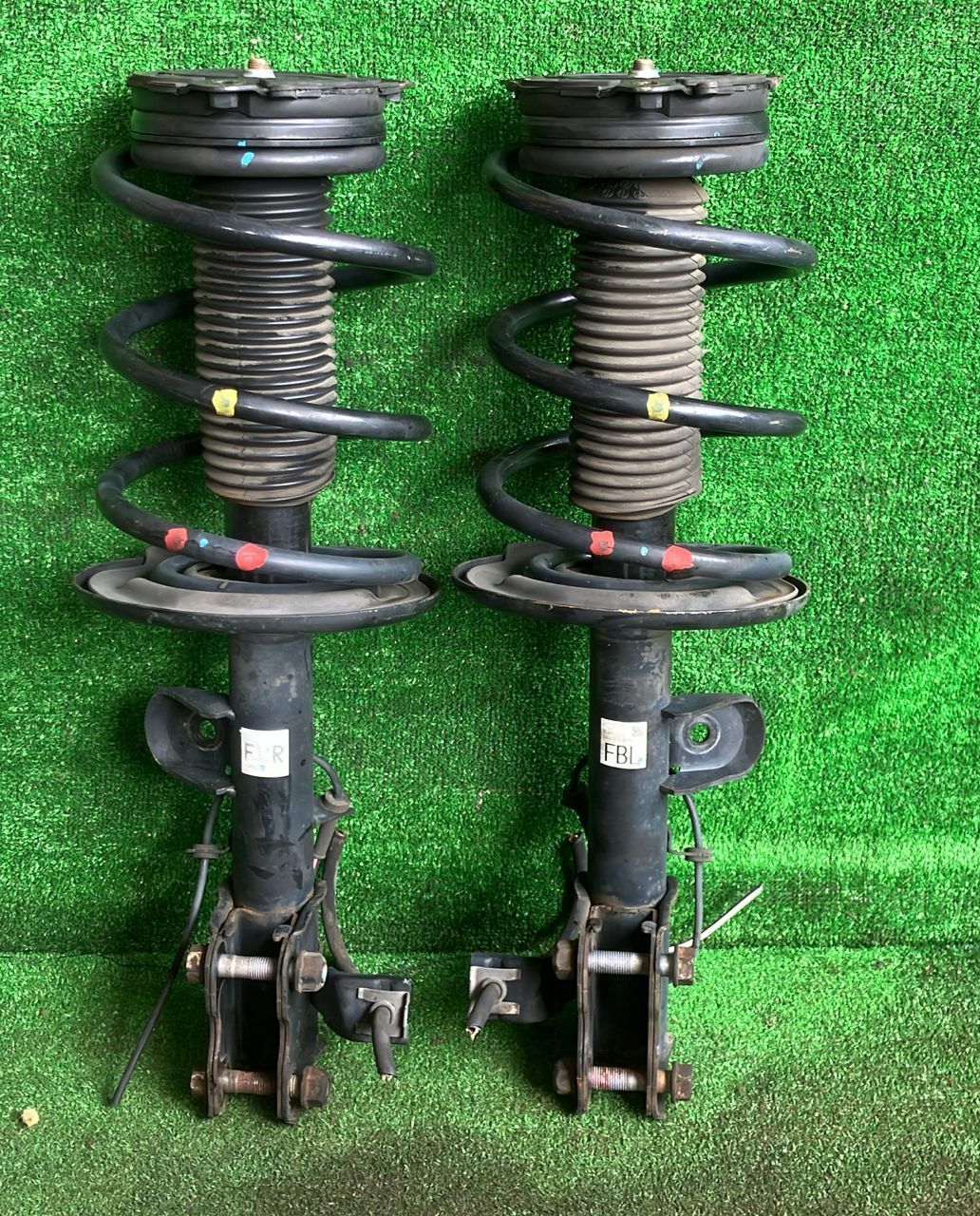 サスペンション 日産 エルグランド　PE52 H25年　C-8-6722