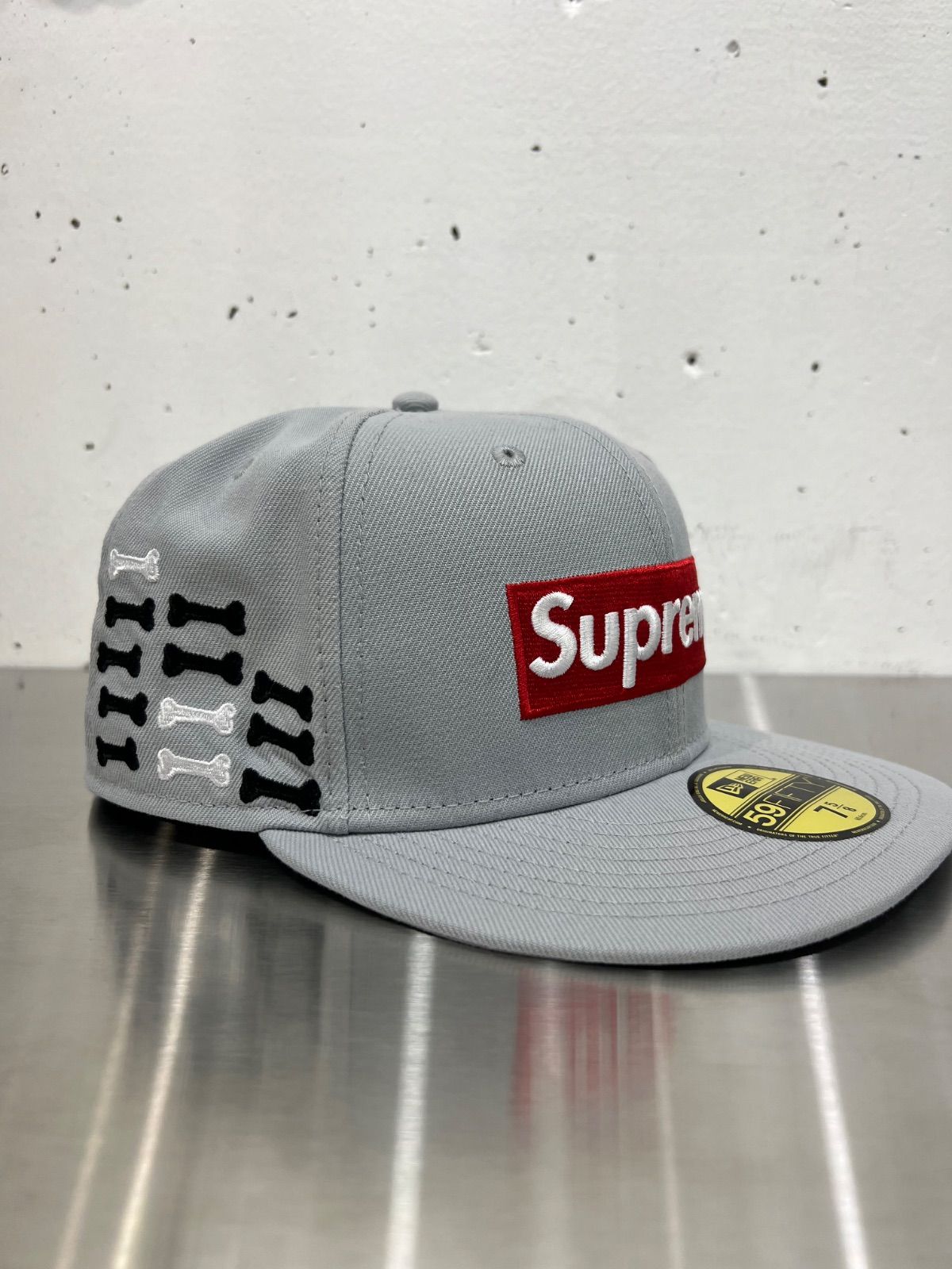 Supremeシュプリーム Bones Box Logo New Era 